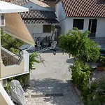 Avra Apartments